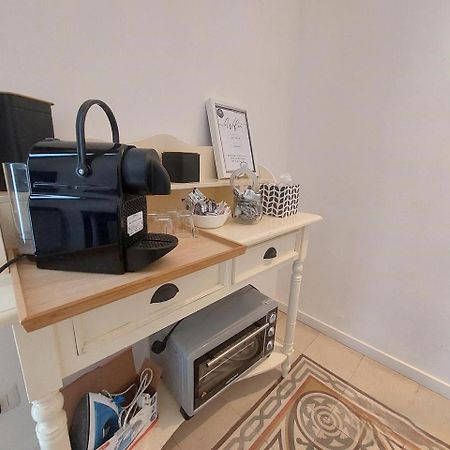 Bari Landlord 242 - Central Station Apartments Buitenkant foto
