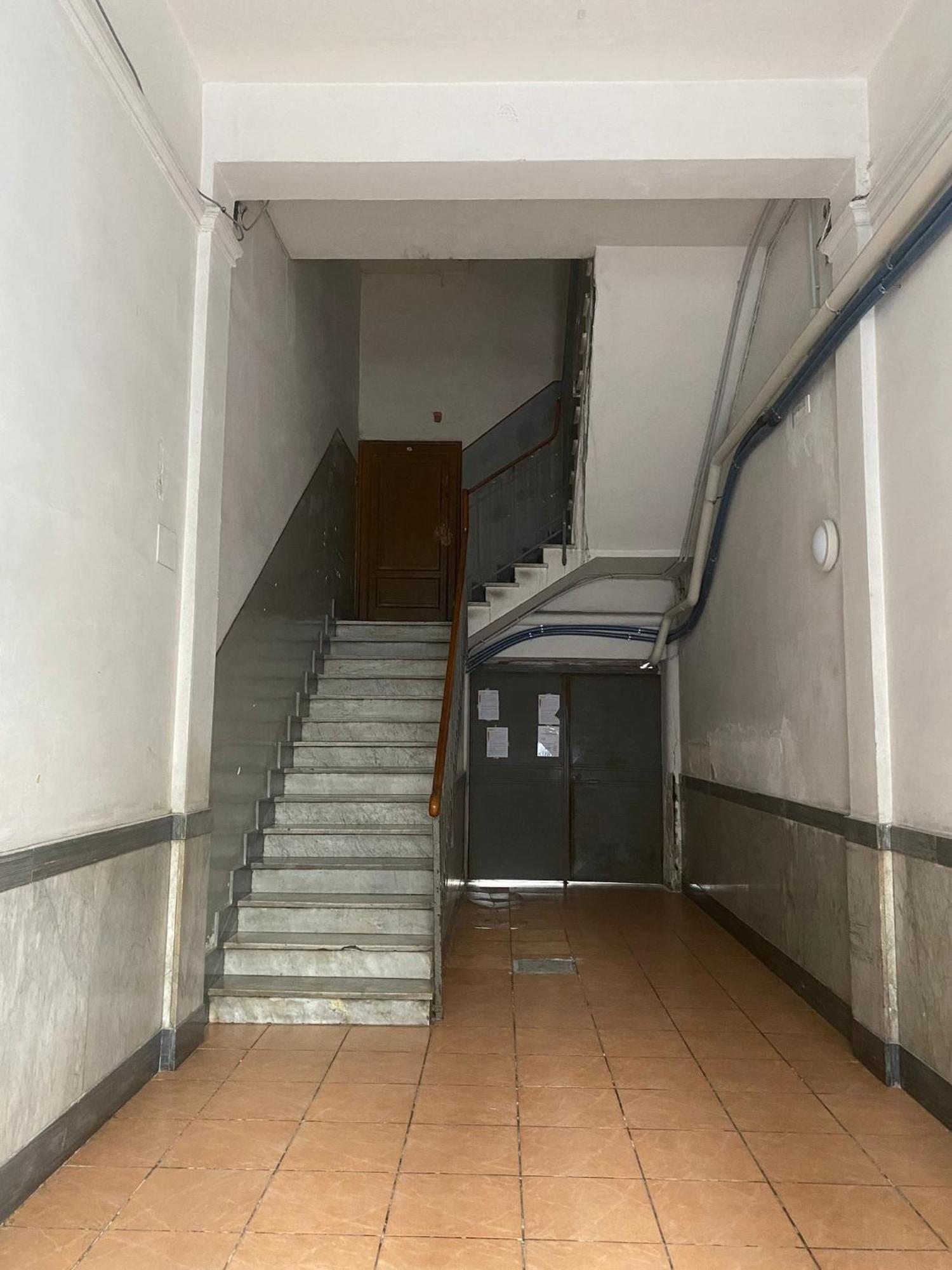 Bari Landlord 242 - Central Station Apartments Buitenkant foto